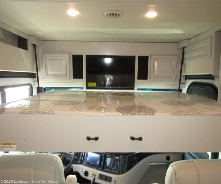 New 2026 Fleetwood Discovery 38W available in Mesa, Arizona