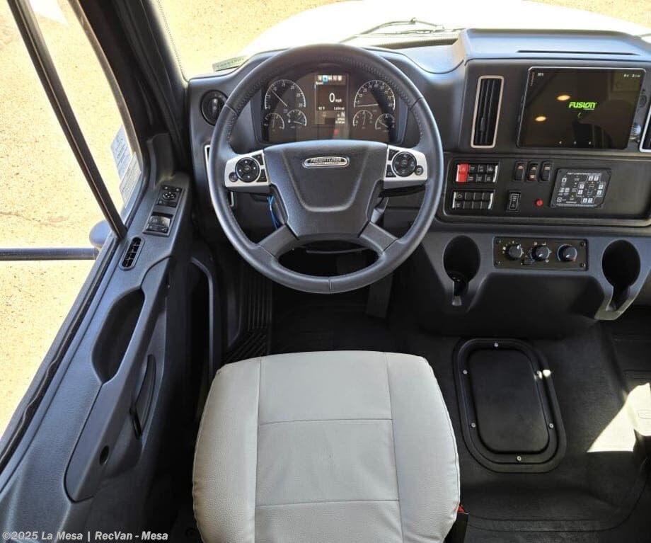 Call now about this 2026 Tiffin Allegro Bay 38AB! 2026 Tiffin Allegro Bay 38AB - New Class C For Sale by La Mesa | RecVan - Mesa in Mesa, Arizona