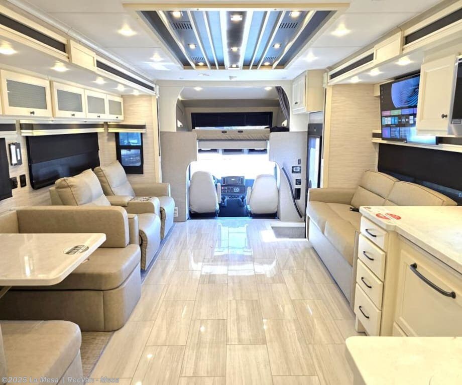 Contact us now about this 2026 Tiffin Allegro Bay 38AB! 2026 Allegro Bay 38AB by Tiffin from La Mesa | RecVan - Mesa in Mesa, Arizona