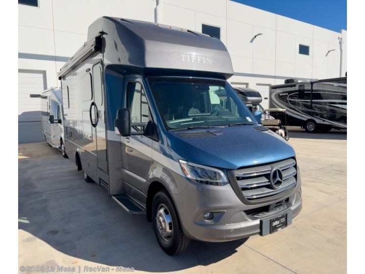 Email now about this 2021 Tiffin Wayfarer 25TW! Used 2021 Tiffin Wayfarer 25TW available in Mesa, Arizona