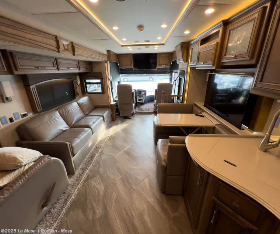 Used 2020 Newmar Canyon Star 3719 available in Mesa, Arizona
