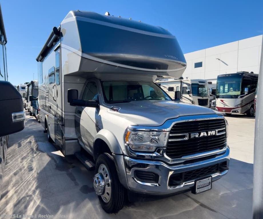 Email now about this 2021 Dynamax Corp ISATA 5 28SS 4X4! Used 2021 Dynamax Corp ISATA 5 28SS 4X4 available in Mesa, Arizona