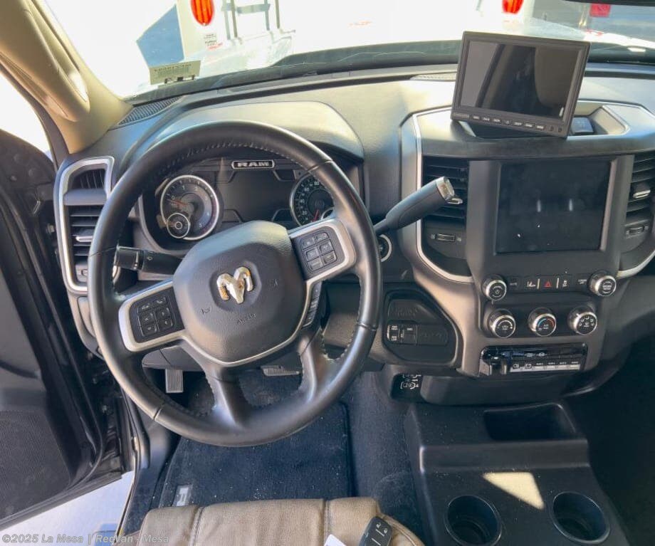 Call now about this 2021 Dynamax Corp ISATA 5 28SS 4X4! 2021 Dynamax Corp ISATA 5 28SS 4X4 - Used Class C For Sale by La Mesa | RecVan - Mesa in Mesa, Arizona