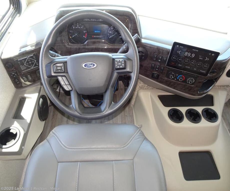 Call now about this 2024 Thor Motor Coach Miramar 35.2! 2024 Thor Motor Coach Miramar 35.2 - Used Class A For Sale by La Mesa | RecVan - Mesa in Mesa, Arizona