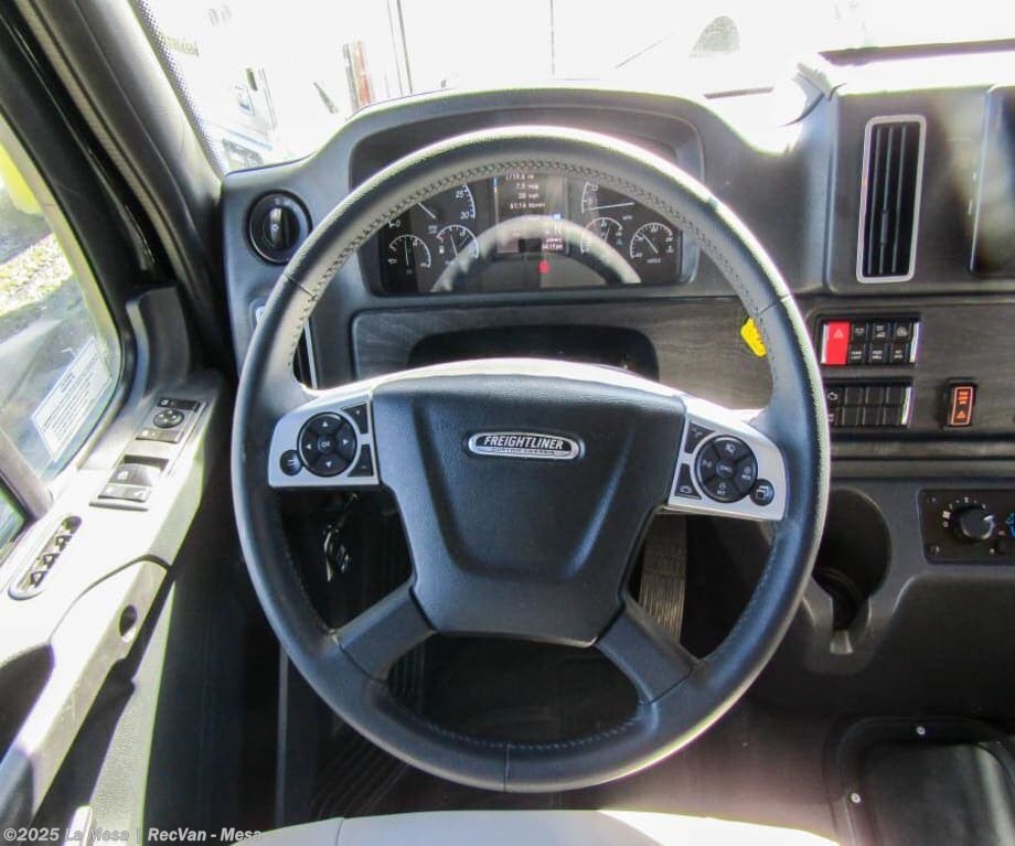 Contact us now about this 2026 Tiffin Allegro Bay 38BB! 2026 Allegro Bay 38BB by Tiffin from La Mesa | RecVan - Mesa in Mesa, Arizona