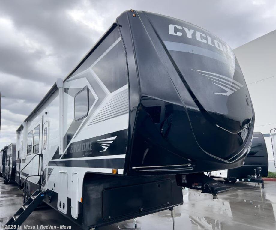 Email now about this 2026 Heartland Cyclone 3914! New 2026 Heartland Cyclone 3914 available in Mesa, Arizona