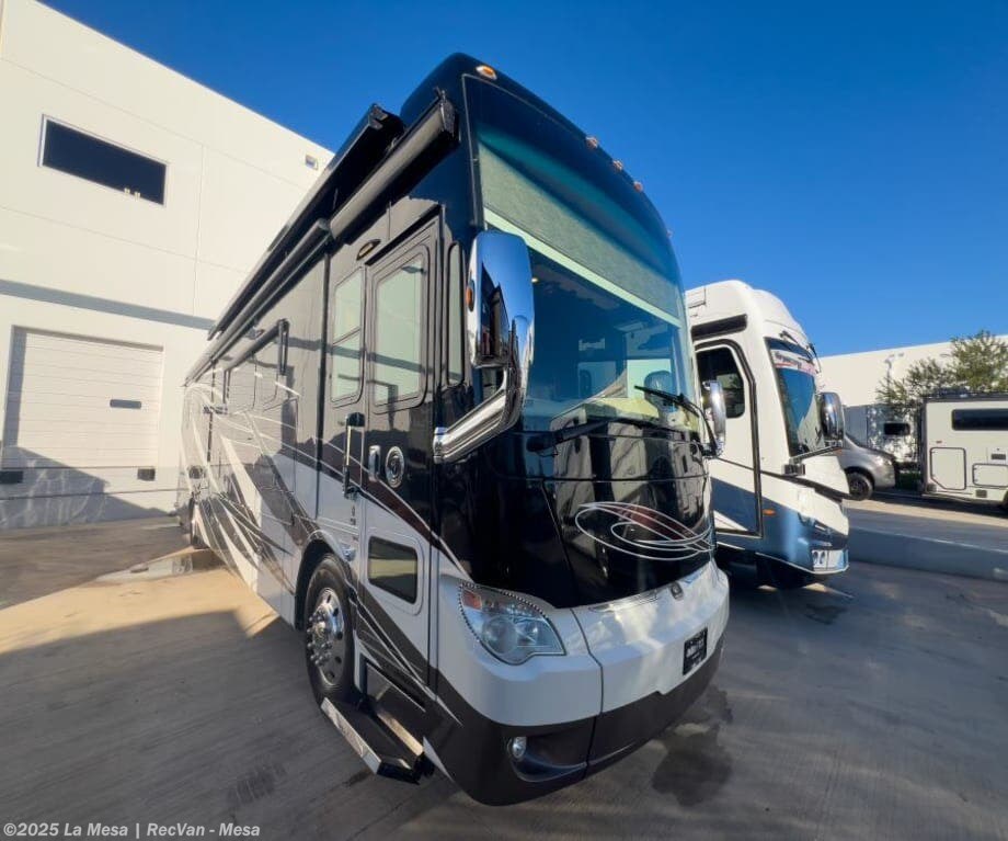 Email now about this 2017 Tiffin Allegro Bus 40SP! Used 2017 Tiffin Allegro Bus 40SP available in Mesa, Arizona