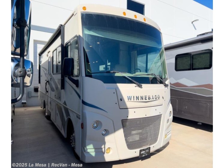 Email now about this 2018 Winnebago Sunstar 27PE! Used 2018 Winnebago Sunstar 27PE available in Mesa, Arizona