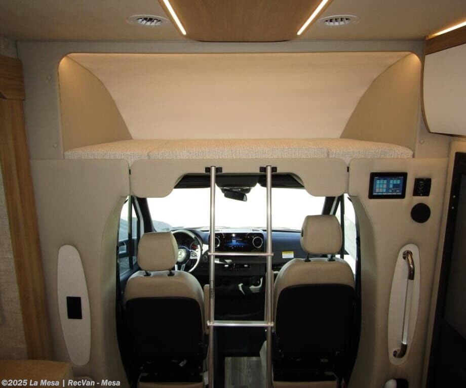 New 2026 Tiffin Wayfarer 25XRW available in Mesa, Arizona