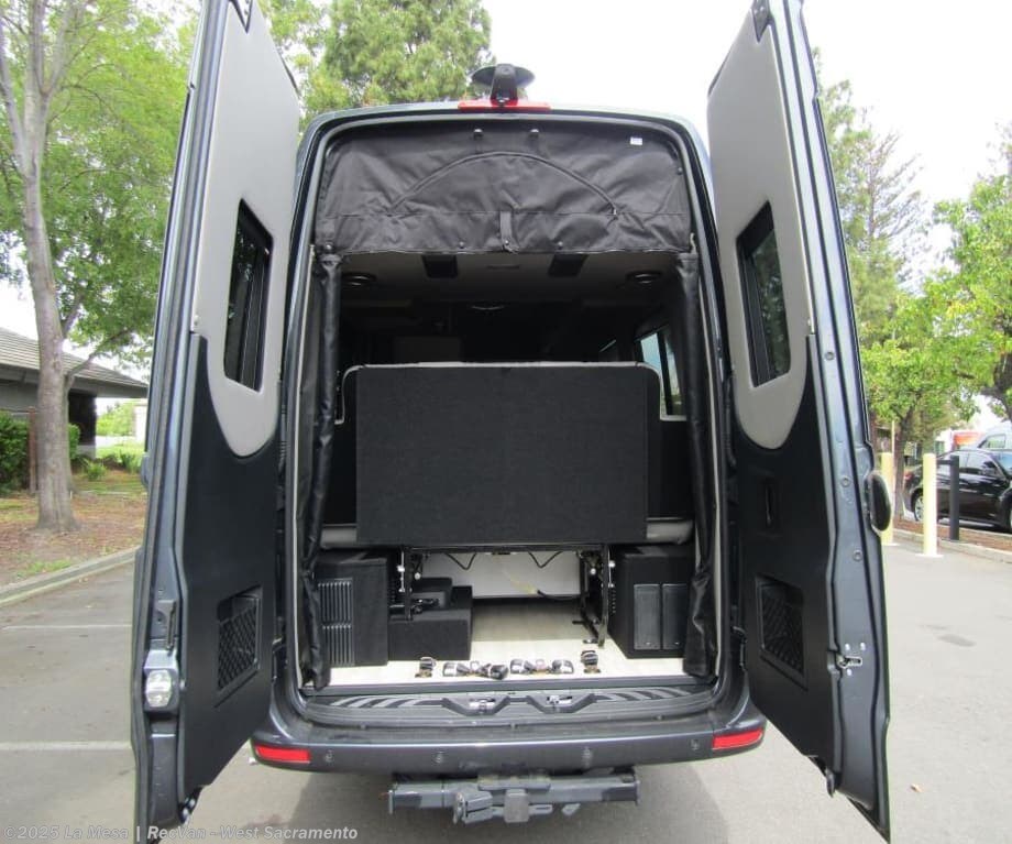 Call now about this 2025 Midwest Heritage MD2-HER-AWD! 2025 Midwest Heritage MD2-HER-AWD - New Class B For Sale by La Mesa | RecVan - West Sacramento in West Sacramento, California