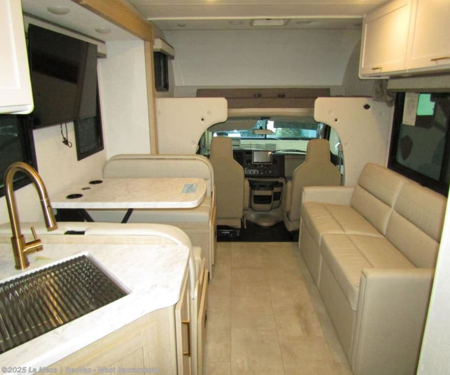 Contact us now about this 2026 Thor Motor Coach Chateau 28Z-PP! 2026 Chateau 28Z-PP by Thor Motor Coach from La Mesa | RecVan - West Sacramento in West Sacramento, California