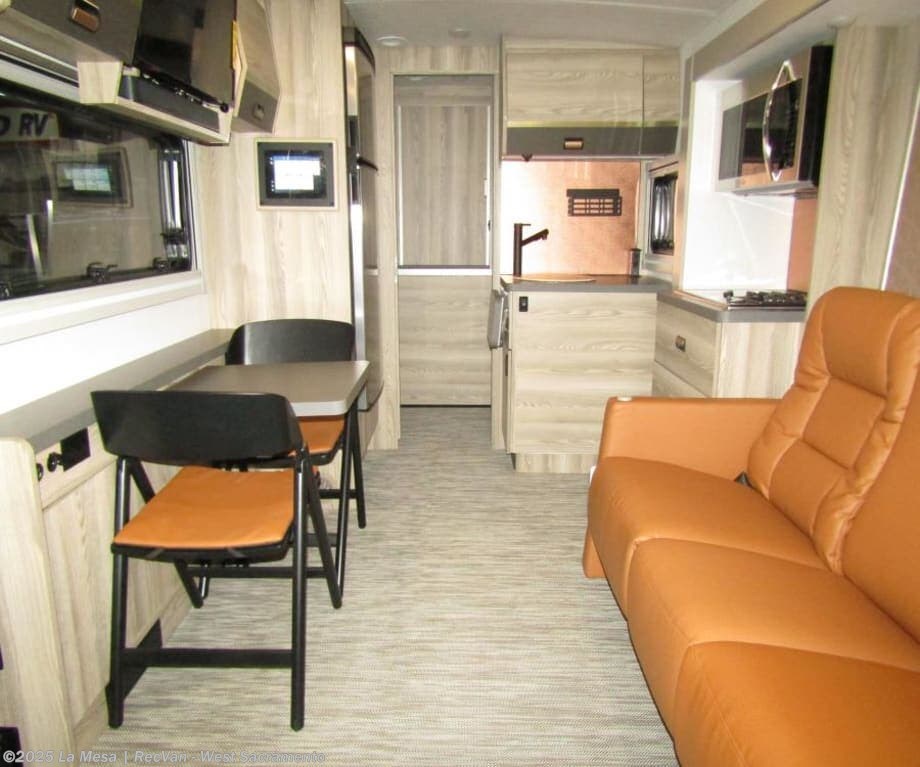 New 2025 Winnebago View WM524T available in West Sacramento, California