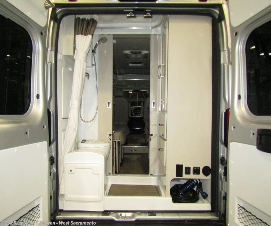 Call now about this 2023 Thor Motor Coach Scope 18M-S! 2023 Thor Motor Coach Scope 18M-S - Used Class B For Sale by La Mesa | RecVan - West Sacramento in West Sacramento, California