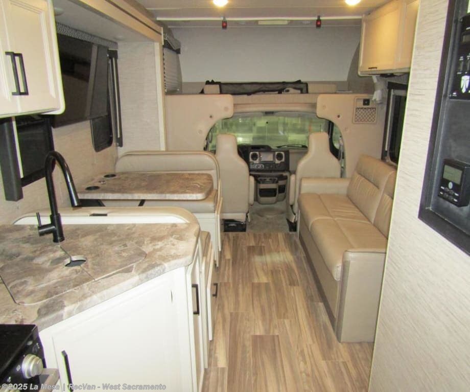Contact us now about this 2022 Thor Motor Coach Four Winds 28Z! 2022 Four Winds 28Z by Thor Motor Coach from La Mesa | RecVan - West Sacramento in West Sacramento, California