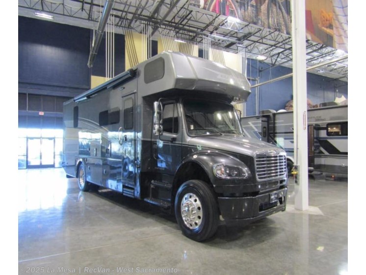 Email now about this 2023 Dynamax Corp Europa 31SS! Used 2023 Dynamax Corp Europa 31SS available in West Sacramento, California