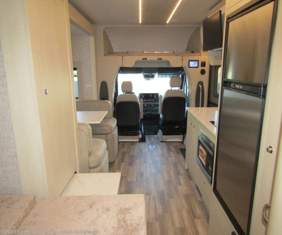 Contact us now about this 2026 Tiffin Wayfarer 25XPW! 2026 Wayfarer 25XPW by Tiffin from La Mesa | RecVan - West Sacramento in West Sacramento, California