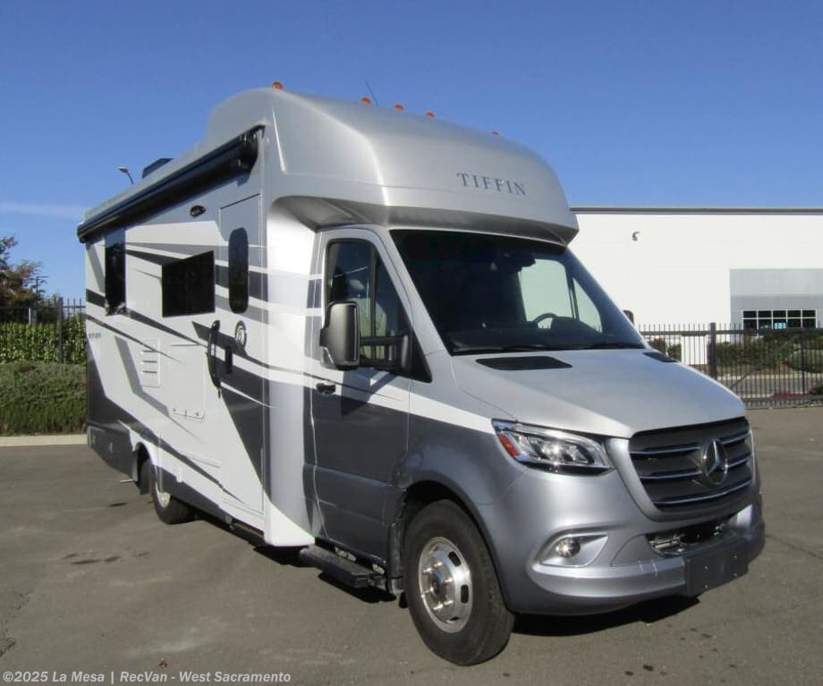 Email now about this 2026 Tiffin Wayfarer 25XPW! New 2026 Tiffin Wayfarer 25XPW available in West Sacramento, California