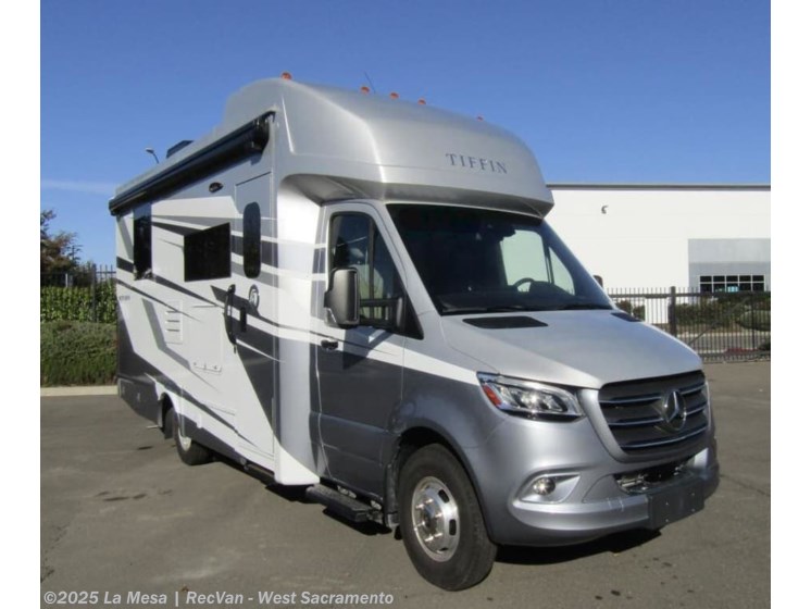 Email now about this 2026 Tiffin Wayfarer 25XPW! New 2026 Tiffin Wayfarer 25XPW available in West Sacramento, California