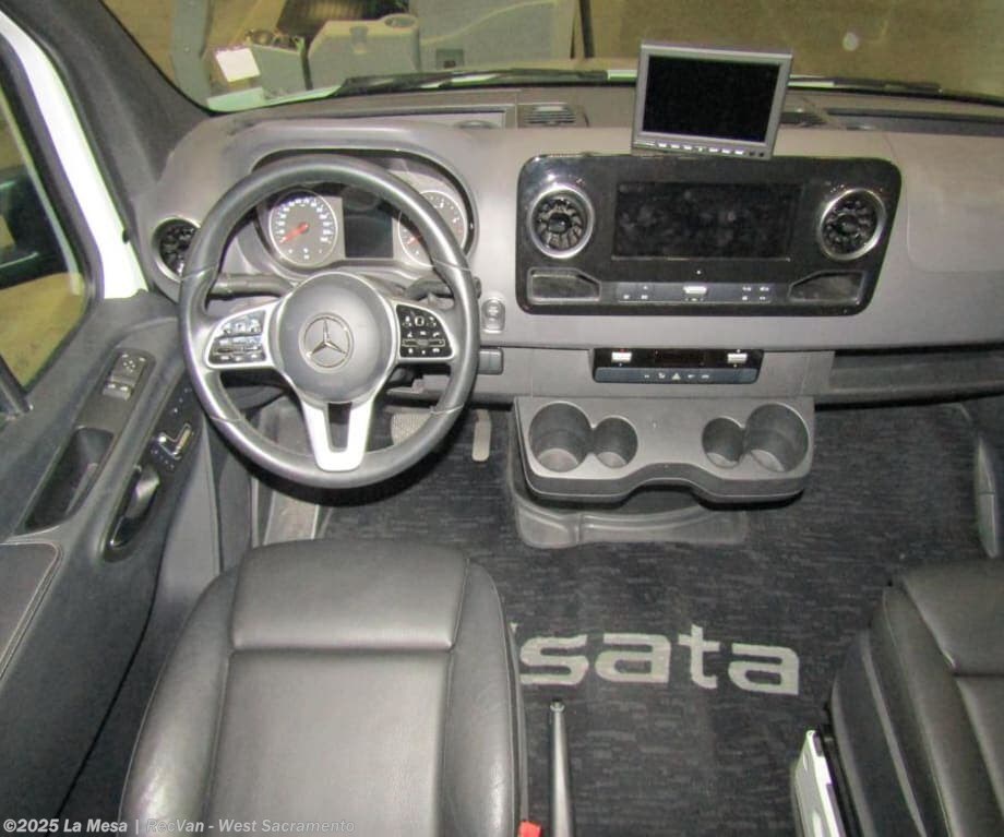 Call now about this 2020 Dynamax Corp ISATA 24FW! 2020 Dynamax Corp ISATA 24FW - Used Class C For Sale by La Mesa | RecVan - West Sacramento in West Sacramento, California