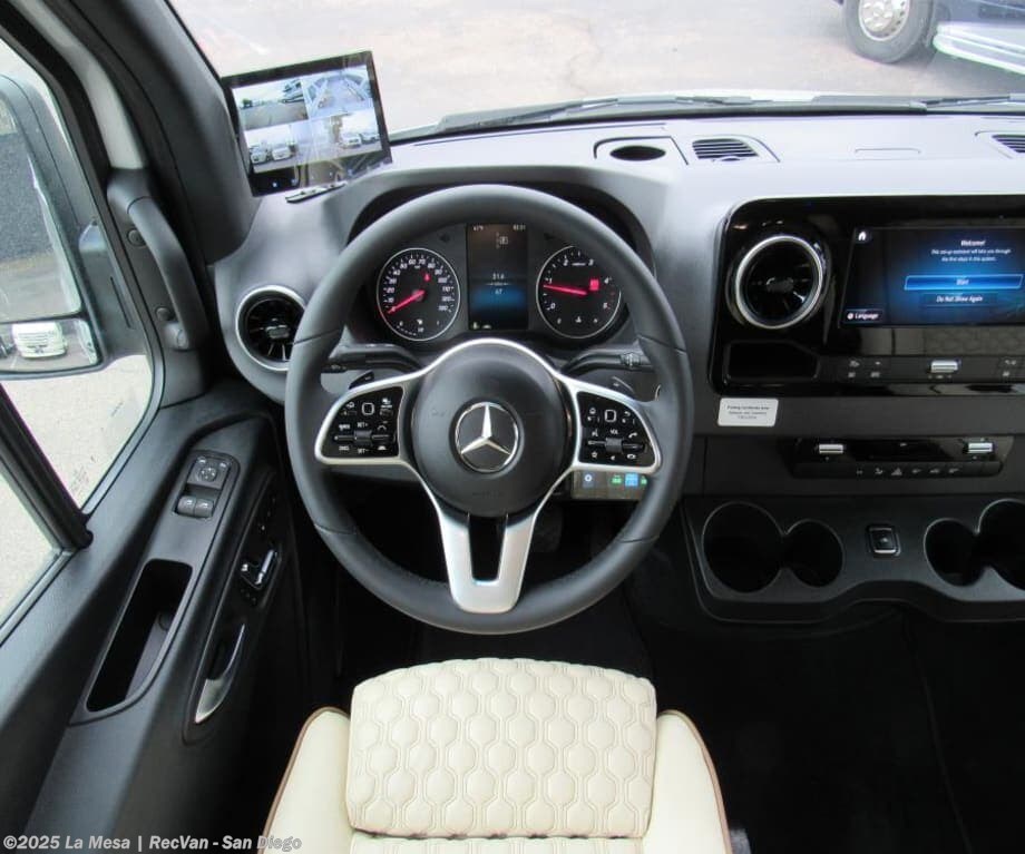 Call now about this 2025 Midwest Heritage MD2-HER-AWD! 2025 Midwest Heritage MD2-HER-AWD - New Class B For Sale by La Mesa | RecVan - San Diego in San Diego, California