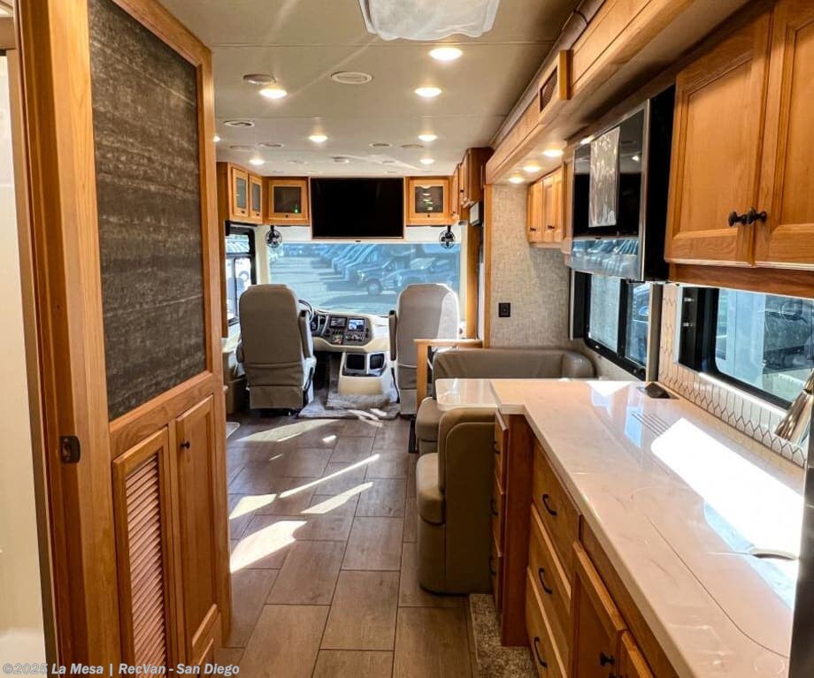 Contact us now about this 2023 Tiffin Allegro 34PA! 2023 Allegro 34PA by Tiffin from La Mesa | RecVan - San Diego in San Diego, California