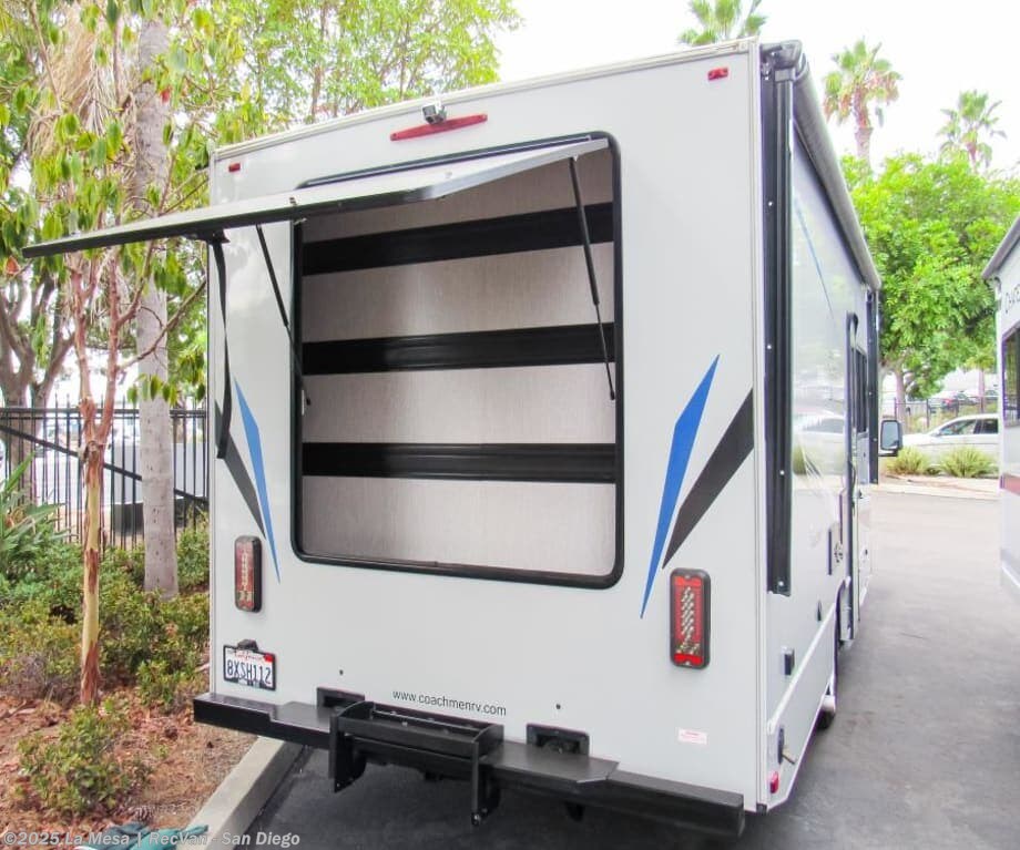 Call now about this 2021 Coachmen Cross Trail 26XG! 2021 Coachmen Cross Trail 26XG - Used Class C For Sale by La Mesa | RecVan - San Diego in San Diego, California