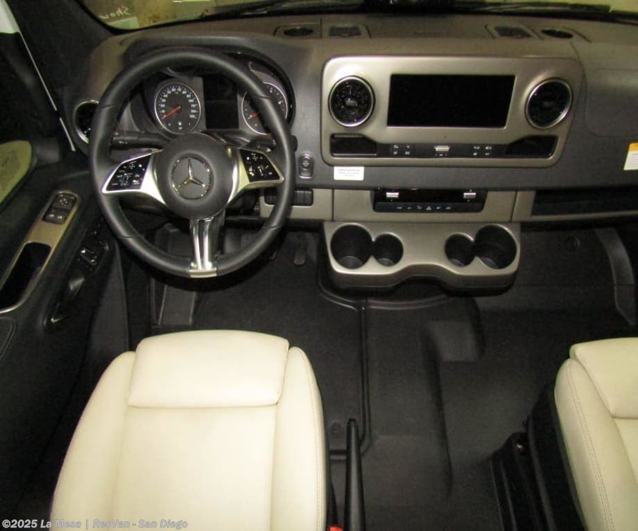 Call now about this 2026 Winnebago View WM524R! 2026 Winnebago View WM524R - New Class C For Sale by La Mesa | RecVan - San Diego in San Diego, California