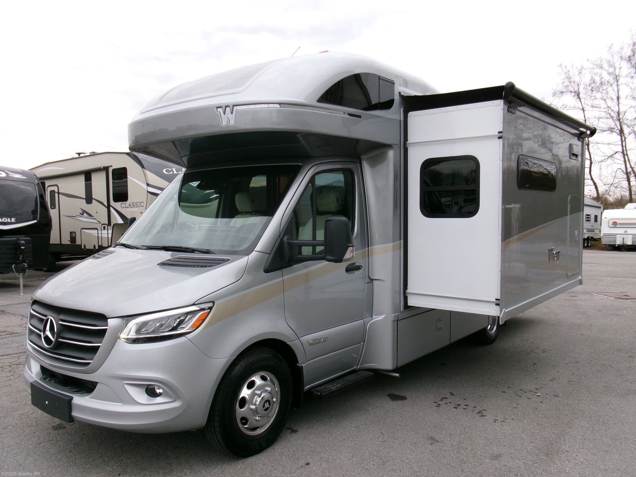 New 2025 Winnebago View 24T available in Duncansville, Pennsylvania