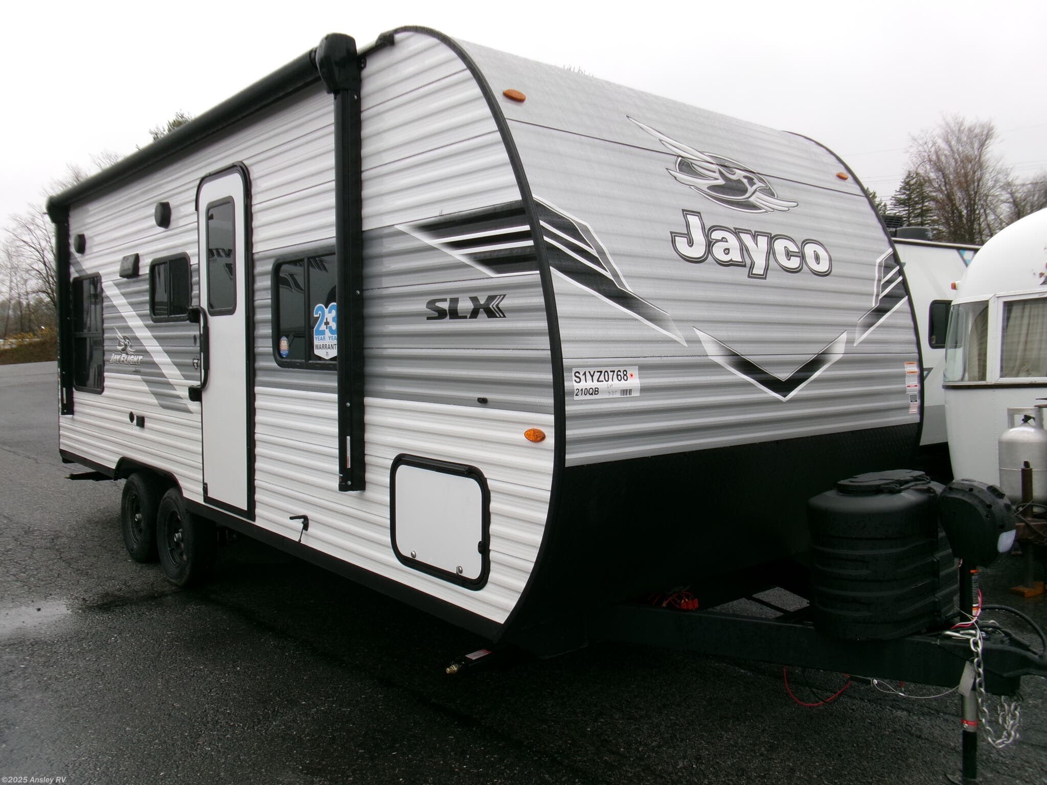 Email now about this 2025 Jayco Jay Flight SLX 210QB! New 2025 Jayco Jay Flight SLX 210QB available in Duncansville, Pennsylvania