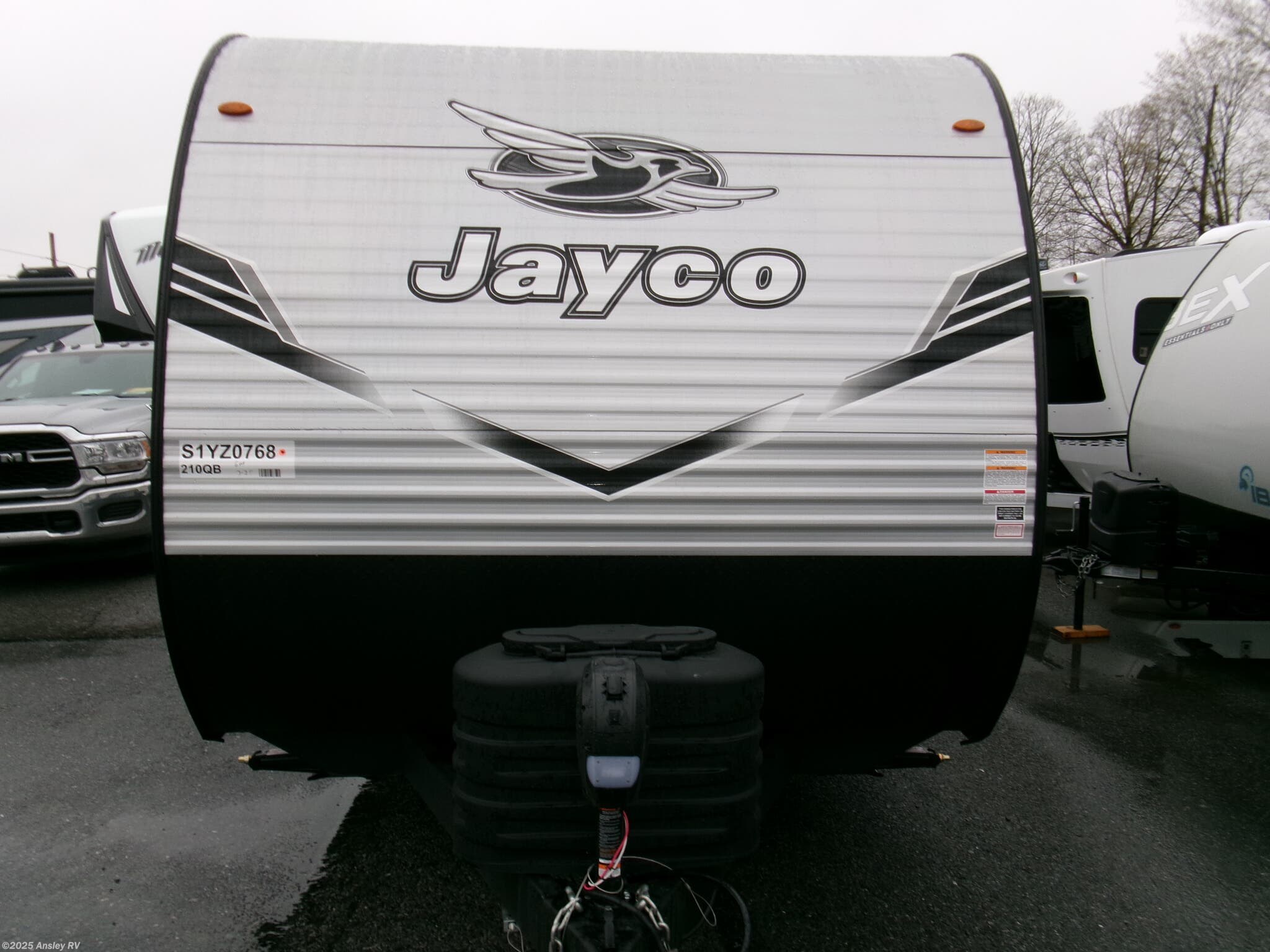 New 2025 Jayco Jay Flight SLX 210QB available in Duncansville, Pennsylvania
