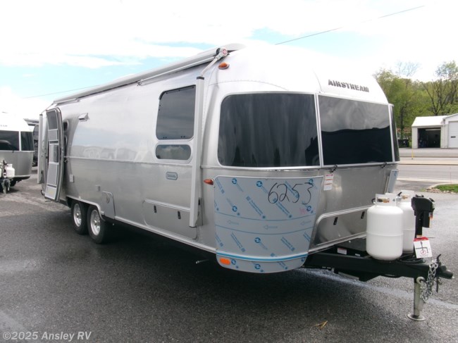 2025 Airstream Globetrotter 27FB