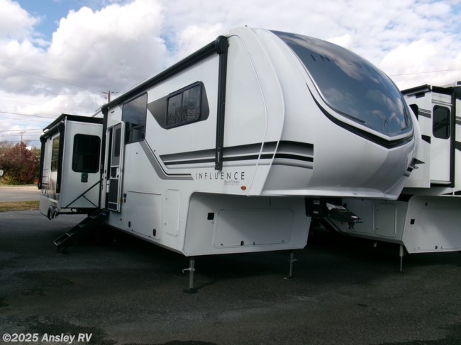 2025 Grand Design Influence 3203GK