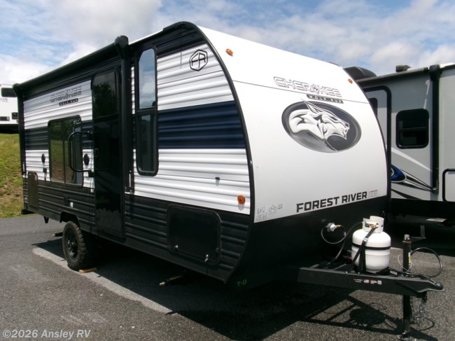 2025 Forest River Cherokee Wolf Pup 16FQW