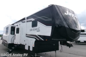 2026 Jayco Seismic 399