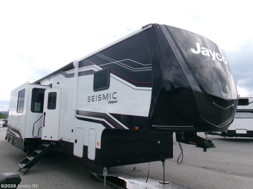 New 2026 Jayco Seismic 399 available in Duncansville, Pennsylvania