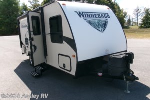 2018 Winnebago Micro Minnie 2106FBS