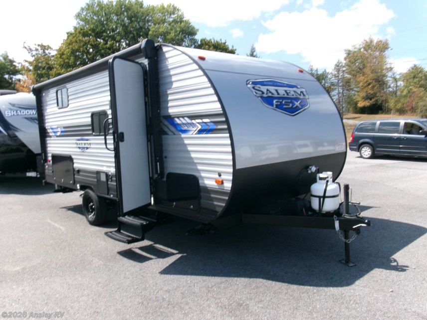 Used 2022 Forest River Salem FSX 178BHSK available in Duncansville, Pennsylvania