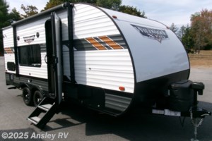 2022 Forest River Wildwood X-Lite 171RBXL