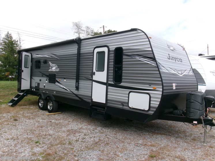 Email now about this 2021 Jayco Jay Flight 28RLS! Used 2021 Jayco Jay Flight 28RLS available in Duncansville, Pennsylvania