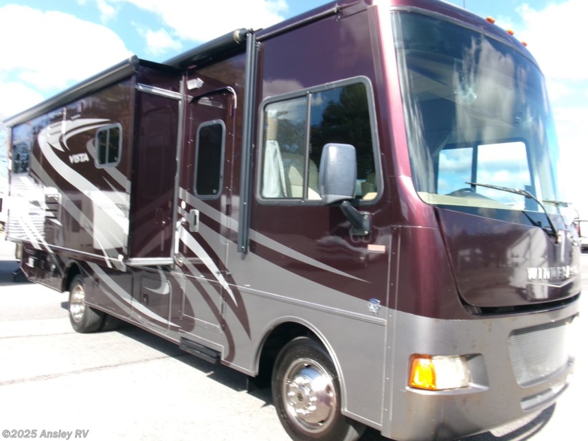 Used 2014 Winnebago Vista 27N available in Duncansville, Pennsylvania