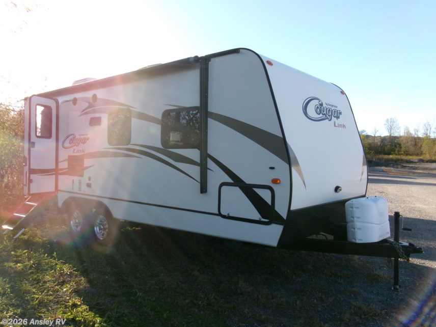 Used 2014 Keystone Cougar 21RBS available in Duncansville, Pennsylvania