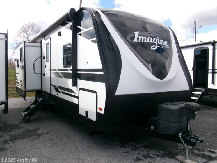 Email now about this 2021 Grand Design Imagine 2670MK! Used 2021 Grand Design Imagine 2670MK available in Duncansville, Pennsylvania