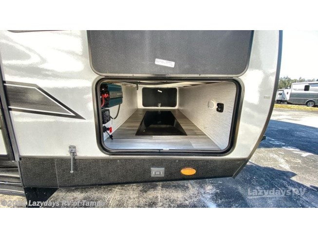 23 Cruiser RV Radiance Ultra Lite R27RK - Used Travel Trailer For Sale by Lazydays RV of Tampa in Seffner, Florida
