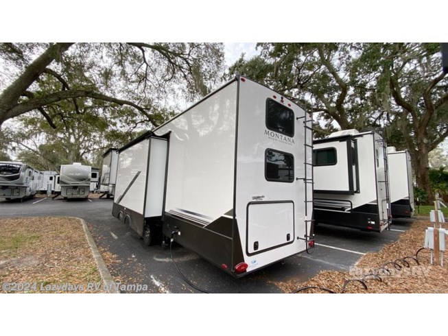 24 Montana High Country 351BH by Keystone from Lazydays RV of Tampa in Seffner, Florida