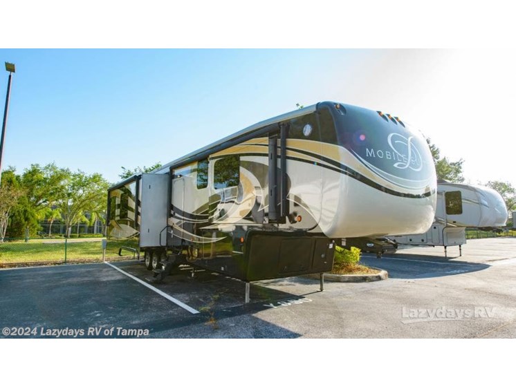Used 2016 DRV Mobile Suites Estates 44 Cumberland available in Seffner, Florida