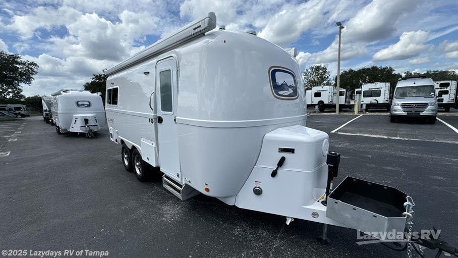 Email now about this 2025 Oliver Legacy Elite ll Std. Model! New 2025 Oliver Legacy Elite ll Std. Model available in Seffner, Florida