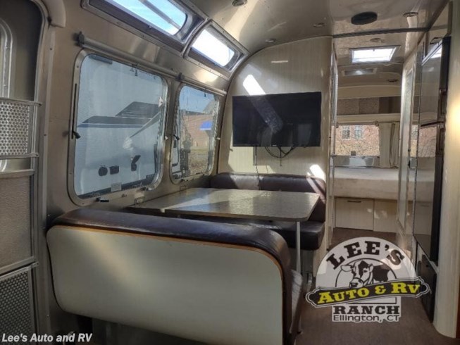2017 International Serenity 28 by Airstream from Lee