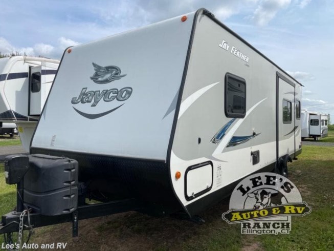 Used 2017 Jayco Jay Feather 23RLSW available in Ellington, Connecticut