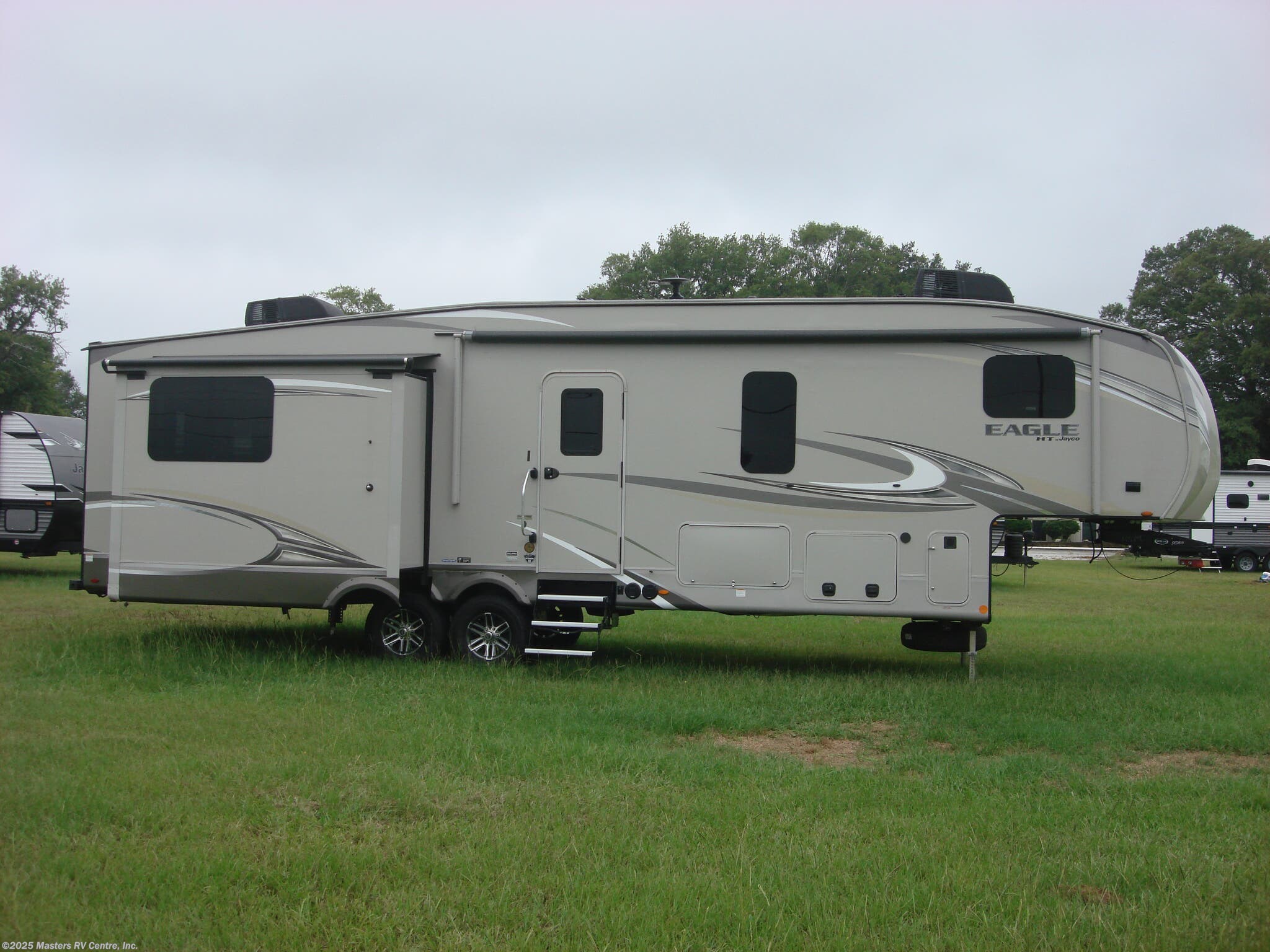 Call now about this 2019 Jayco Eagle HT 30.5MBOK! 2019 Jayco Eagle HT 30.5MBOK - Used Fifth Wheel For Sale by Masters RV Centre, Inc. in Greenwood, South Carolina features Surround Sound System, Medicine Cabinet, Toilet, Queen Bed, Oven