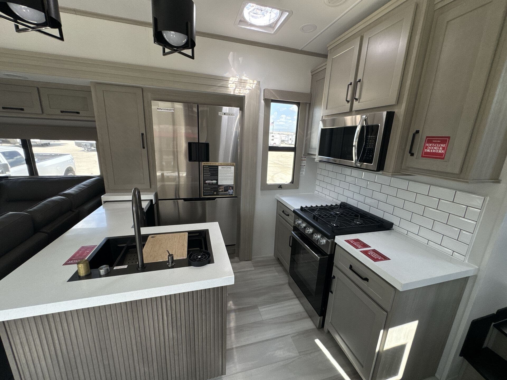 New 2025 Grand Design Momentum 395MS available in Sanger, Texas